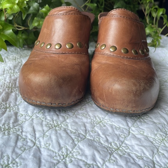 Dansko Rudy Brown Leather Slip On Mule Studded Clog Heels Women's US 6-6.5/EU 36 - Picture 3 of 10